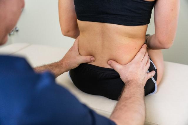 ostéopathe douleurs règles Dauphin